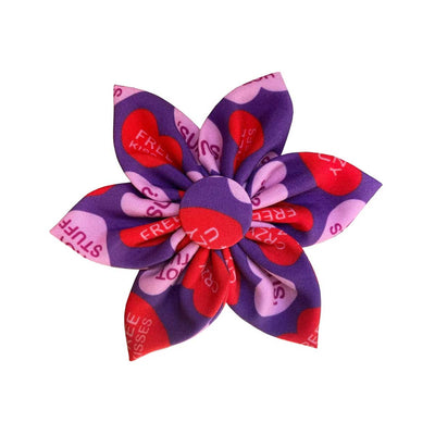 Convo Hearts Collar Flower