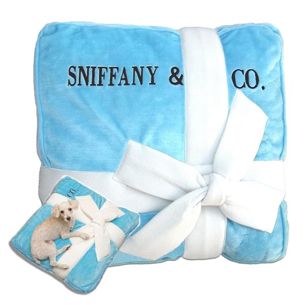 Sniffany Dog Bed with Big Bow | Pawlicious & Company